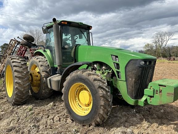 Image of John Deere 8330 Primary image