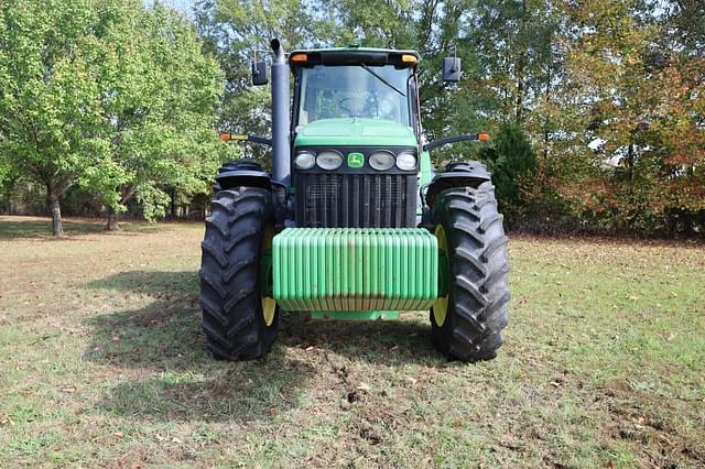 Image of John Deere 8330 equipment image 1