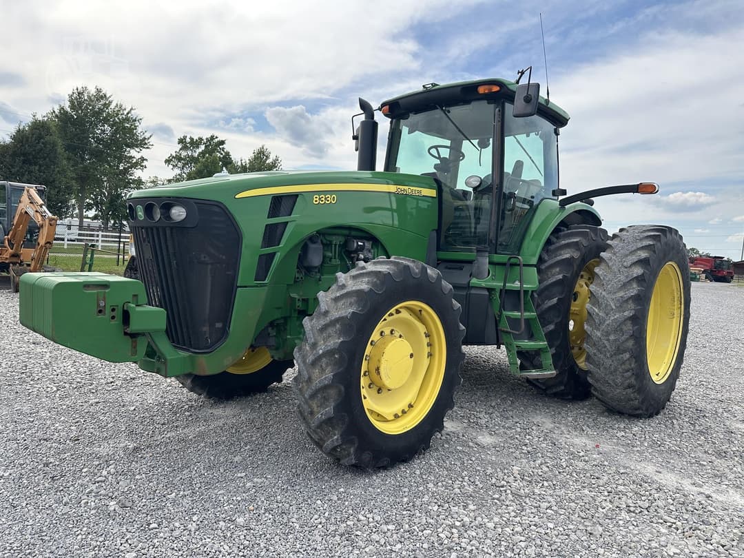 Image of John Deere 8330 Primary image