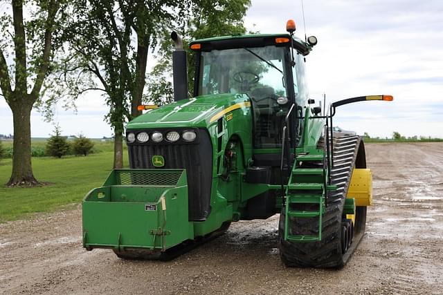 Image of John Deere 8330T equipment image 2