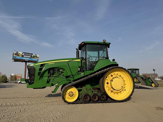 Image of John Deere 8330T equipment image 2