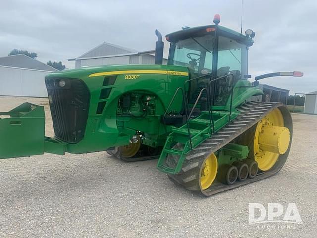 Image of John Deere 8330T equipment image 4