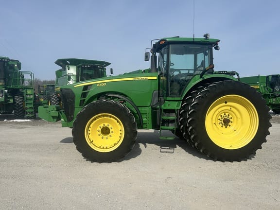 Main image John Deere 8430