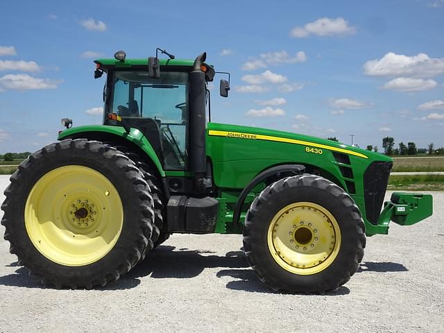 Image of John Deere 8430 equipment image 3