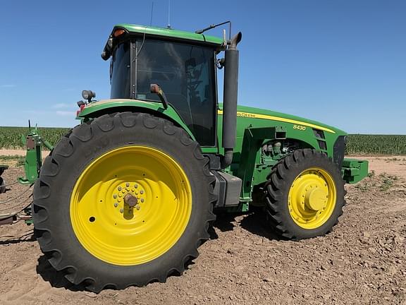 Image of John Deere 8430 equipment image 3