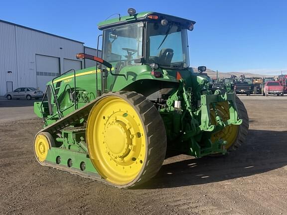 Image of John Deere 8430T equipment image 2