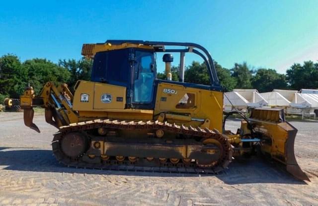 Image of John Deere 850J equipment image 3