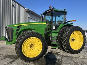 2006 John Deere 8530 Image