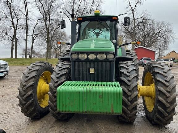 Image of John Deere 8530 equipment image 1