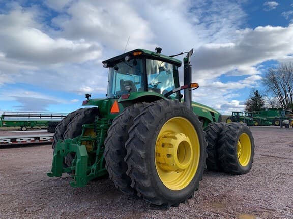 Image of John Deere 8530 equipment image 4