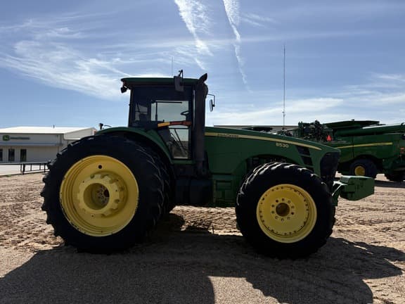 Image of John Deere 8530 equipment image 3