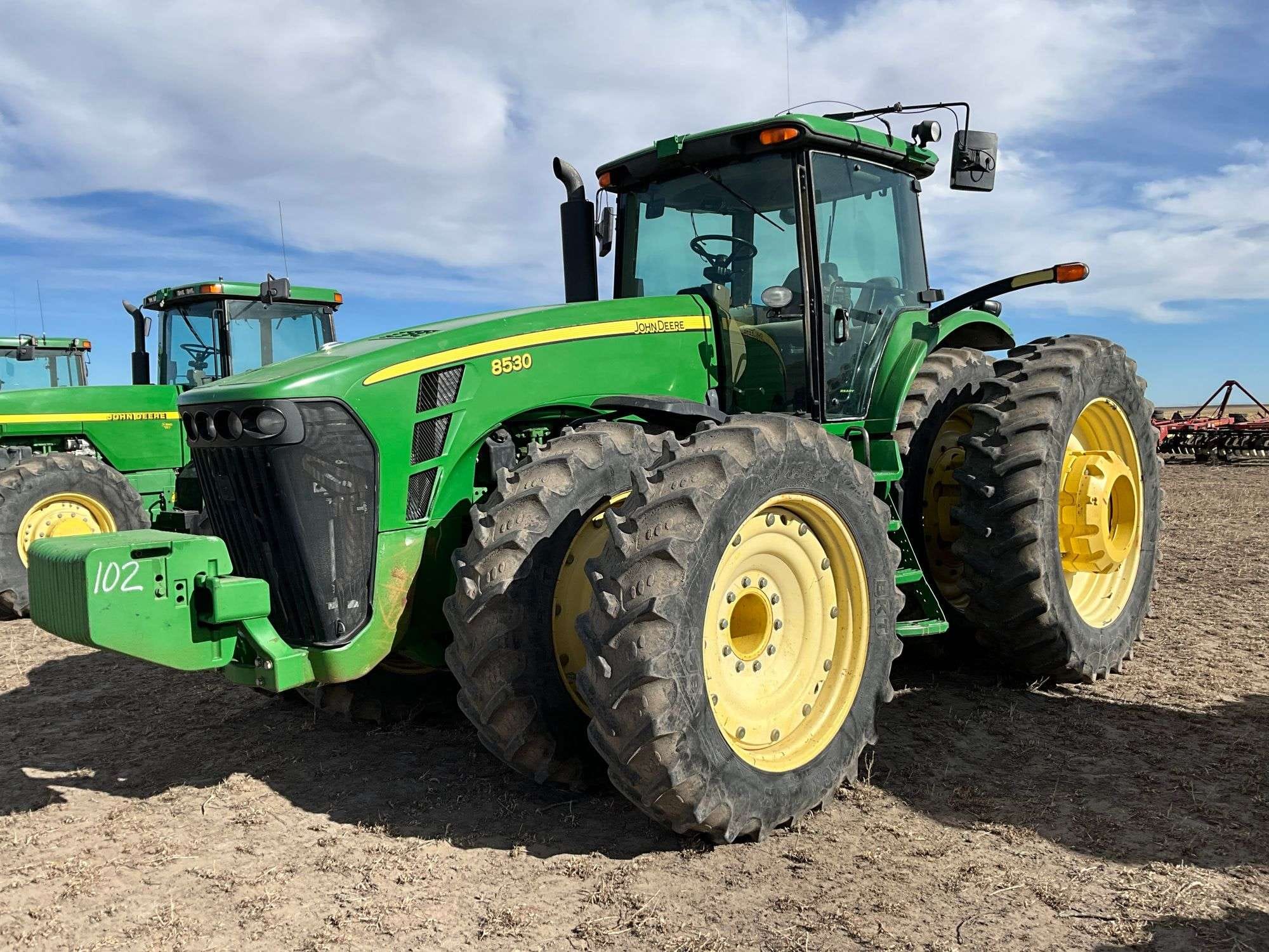 2006 John Deere 8530 Equipment Image0