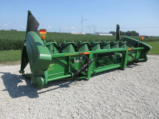 Image of John Deere 893 equipment image 4