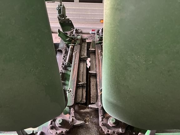 Image of John Deere 893 equipment image 2