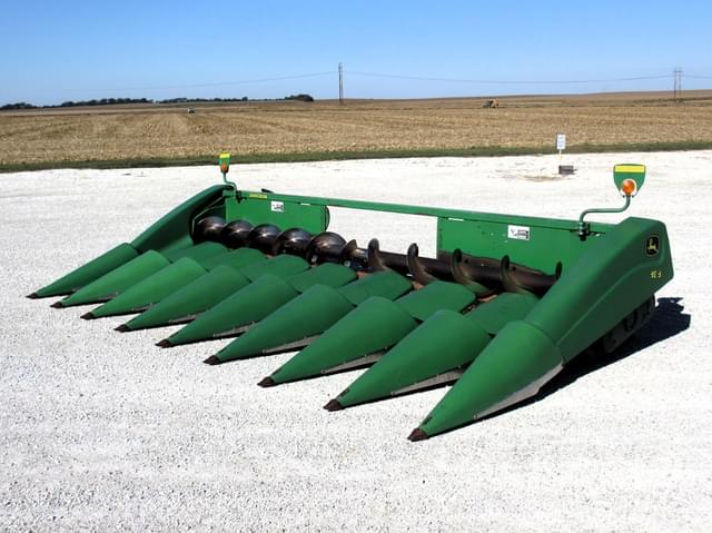 Image of John Deere 893 equipment image 2