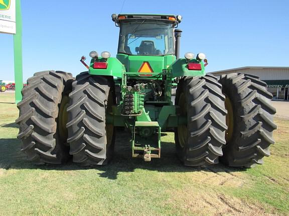 Image of John Deere 9220 equipment image 3