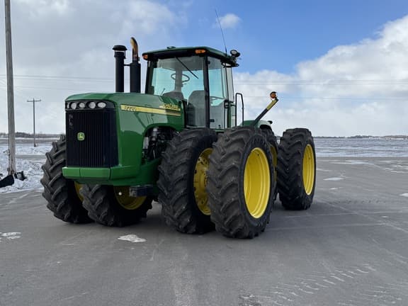 Image of John Deere 9220 equipment image 3