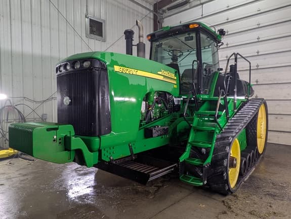 Image of John Deere 9320T equipment image 2
