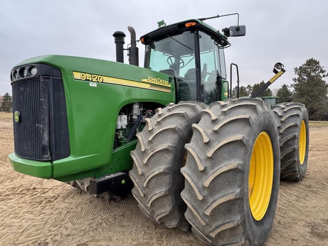 Image of John Deere 9420 equipment image 2