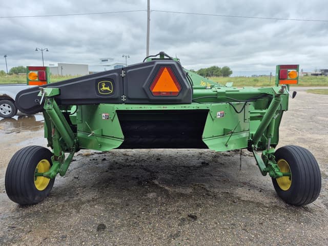 Image of John Deere 946 equipment image 2