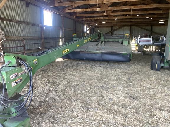 Image of John Deere 946 Primary image