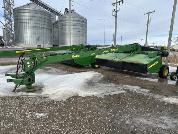 Image of John Deere 946 equipment image 1