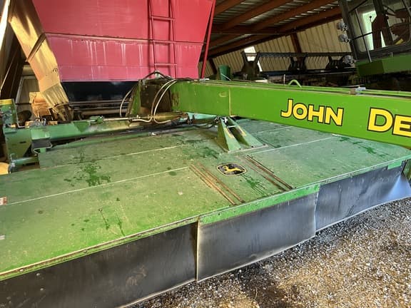 Image of John Deere 946 equipment image 2