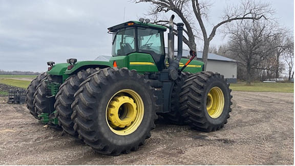 Image of John Deere 9520 equipment image 3