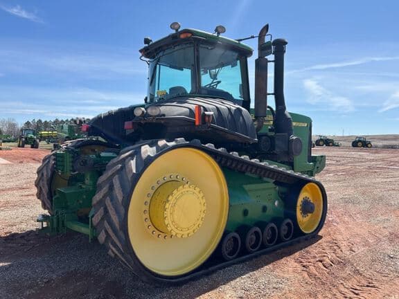 Image of John Deere 9520T equipment image 4