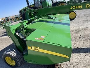 Main image John Deere 956 13