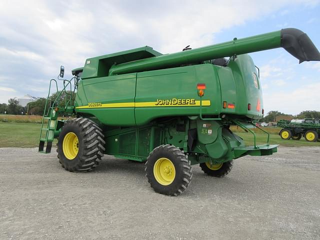 Image of John Deere 9560 STS equipment image 2