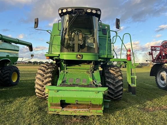 Image of John Deere 9560 STS equipment image 4