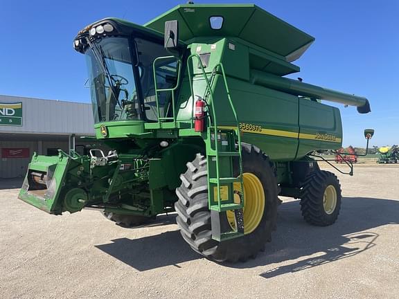 Image of John Deere 9560 STS equipment image 4