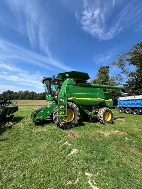 Image of John Deere 9560 STS equipment image 1
