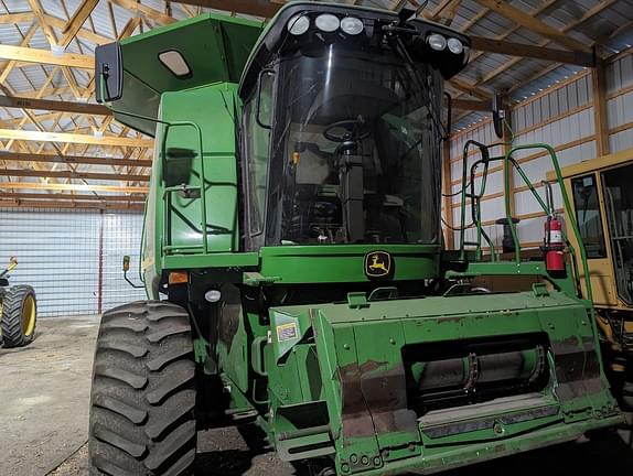 Image of John Deere 9560 STS equipment image 1