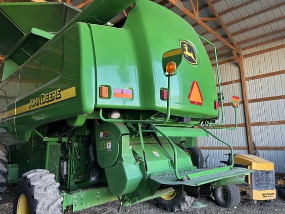 Image of John Deere 9560 STS equipment image 2
