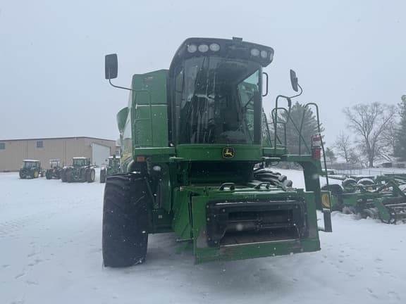 Image of John Deere 9560 STS equipment image 2