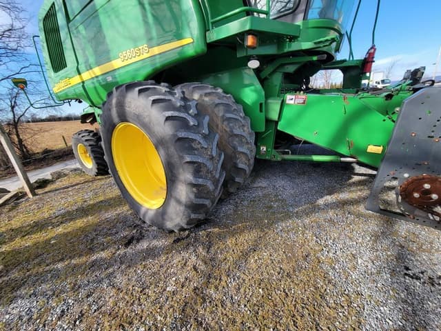 Image of John Deere 9560 STS equipment image 2