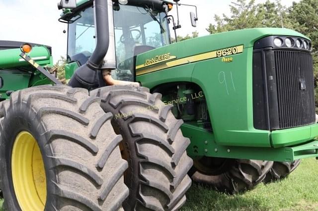 Image of John Deere 9620 equipment image 1
