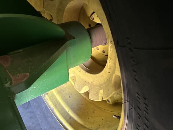 Image of John Deere 9620 equipment image 1