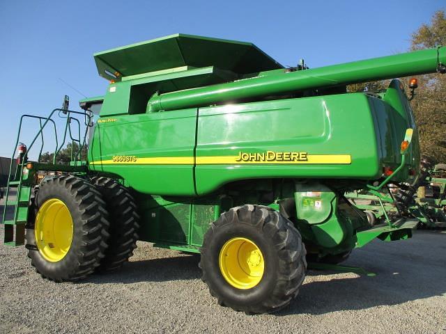 Image of John Deere 9660 STS equipment image 4