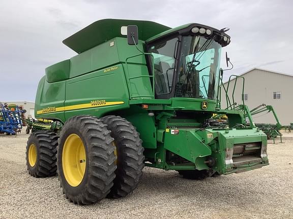 Image of John Deere 9660 STS equipment image 1