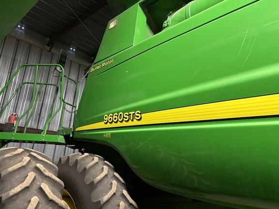 Image of John Deere 9660 STS equipment image 4