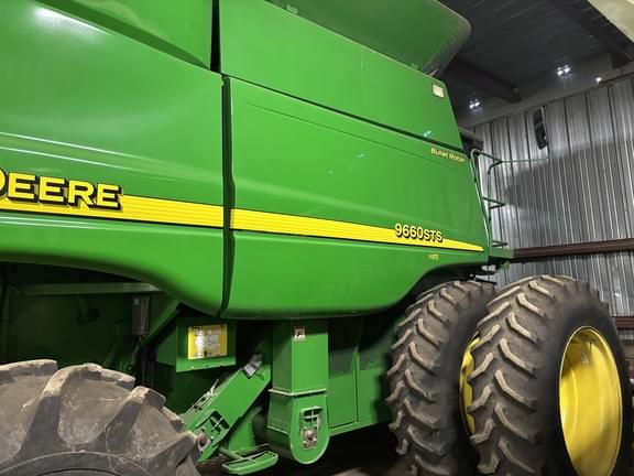 Image of John Deere 9660 STS equipment image 3