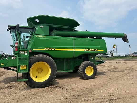 Image of John Deere 9660 STS equipment image 1