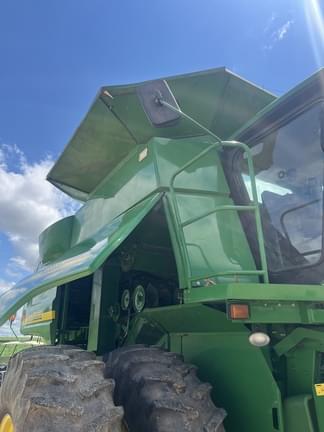 Image of John Deere 9660 STS equipment image 4