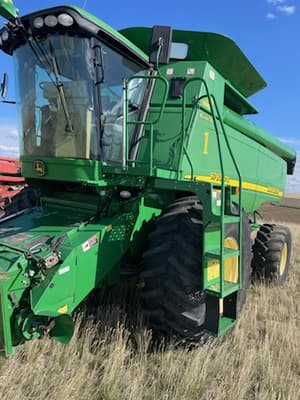 2006 John Deere 9760 STS Image