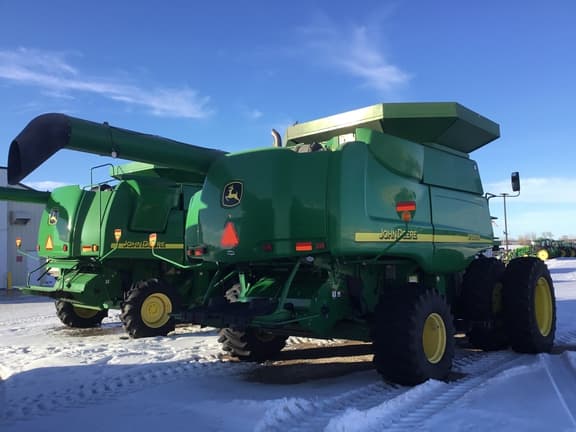 Image of John Deere 9760 STS equipment image 2