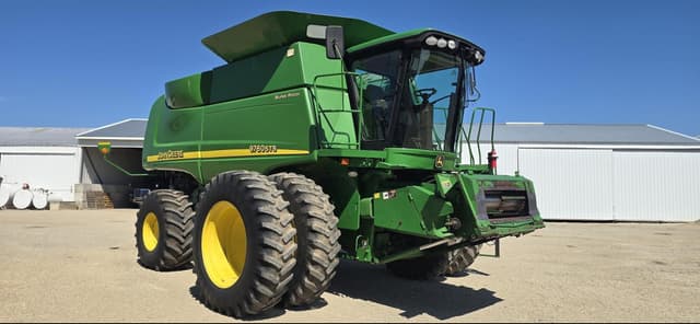 Image of John Deere 9760 STS equipment image 2