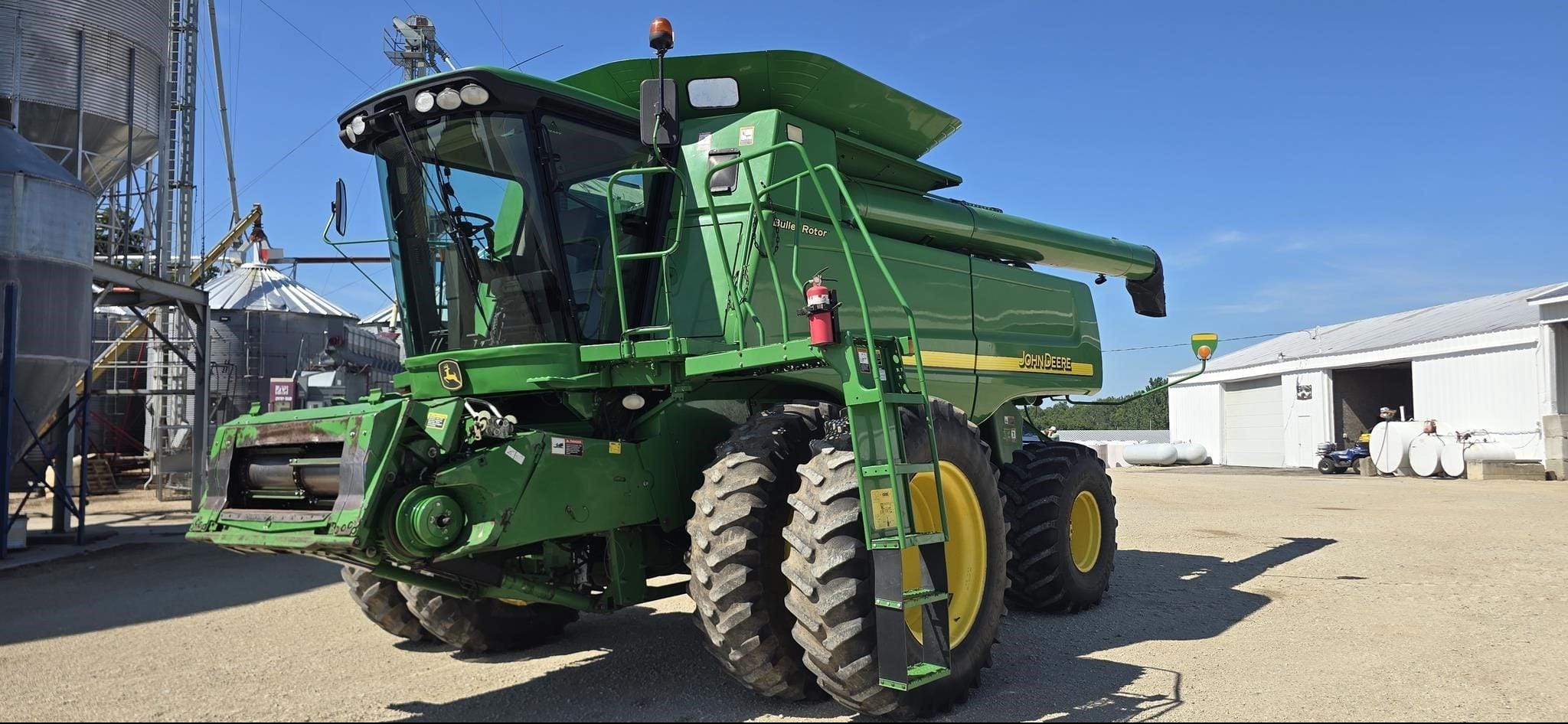 2006 John Deere 9760 STS Equipment Image0